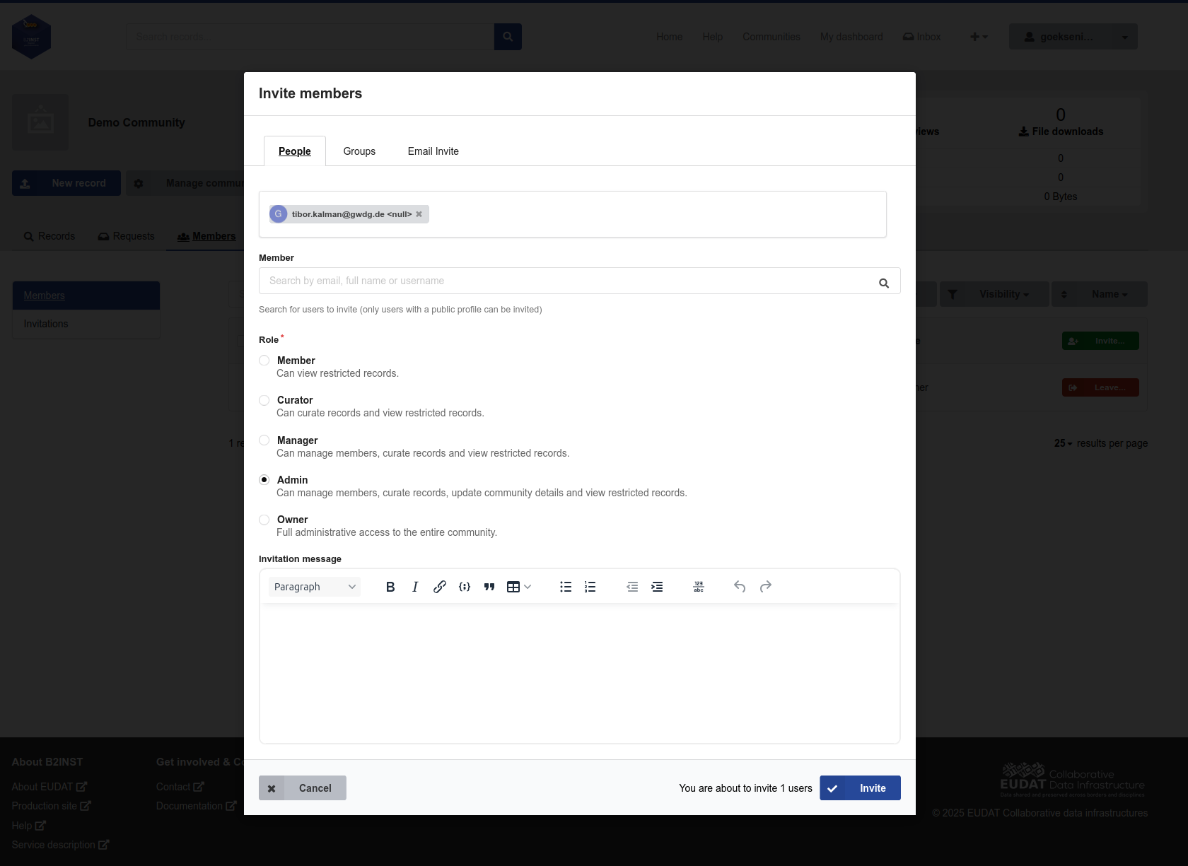 The B2INST Invite members dialog showing recipients, roles and an invitation message